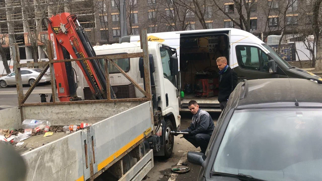 Мобильный шиномонтаж для грузового транспорта: современное решение проблем на дороге